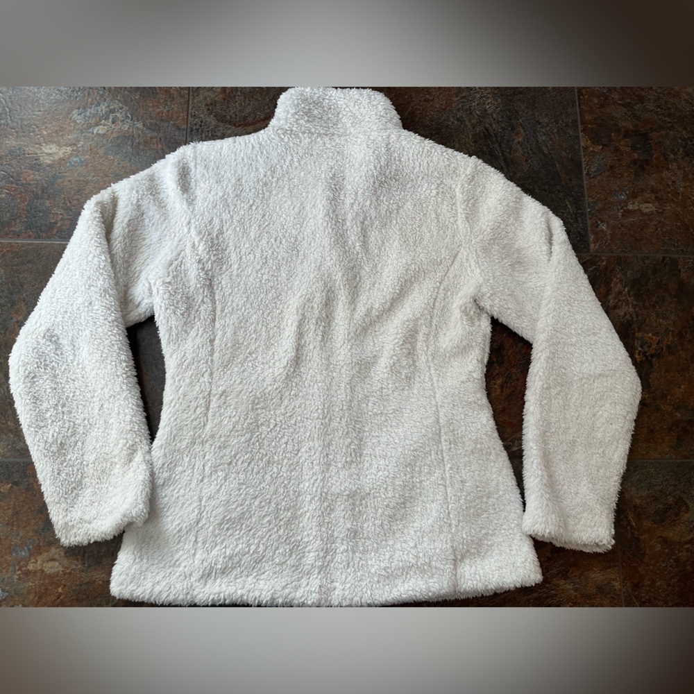 Women’s Patagonia Los Gatos birch white deep pile fluffy full zip jacket. Medium - Picture 8 of 16